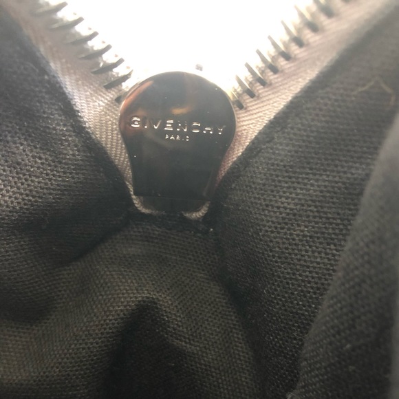 Givenchy Grey Medium Antigona Bag - Picture 7 of 15